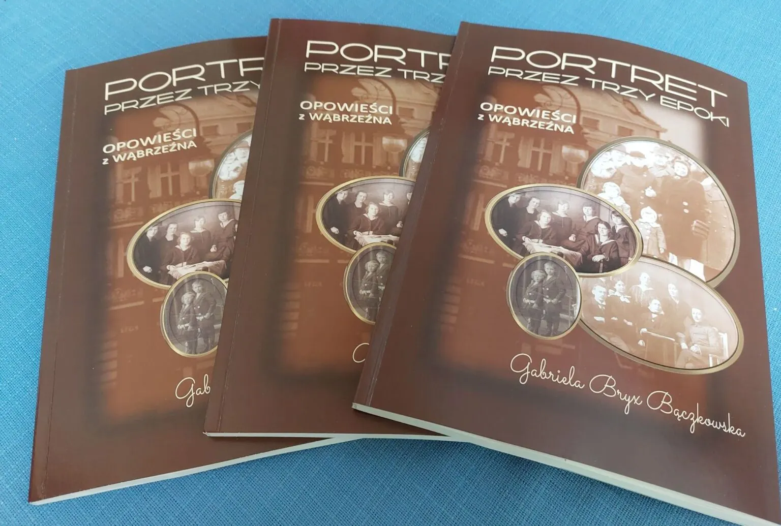 Publikacje i gadżety dostępne w MPI oraz sprzedaży wysyłkowej