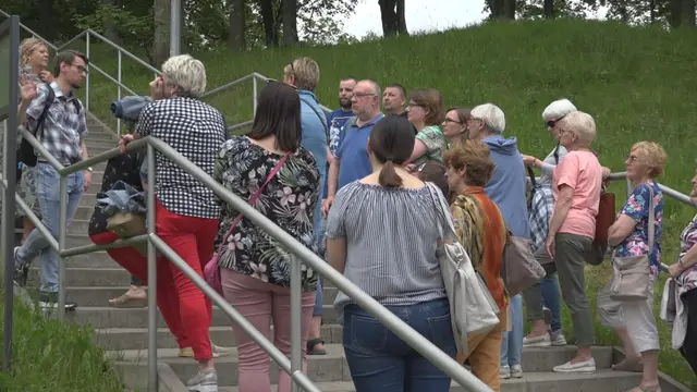 Spacer historyczny po ruinach zamku — zdjęcie 6
