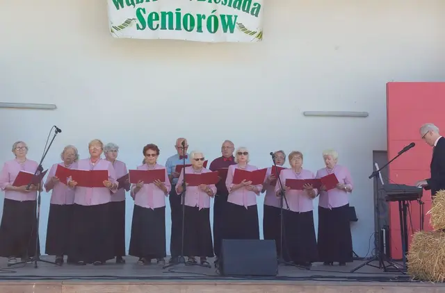 Wąbrzeska Biesiada Seniorów za nami… — zdjęcie 2