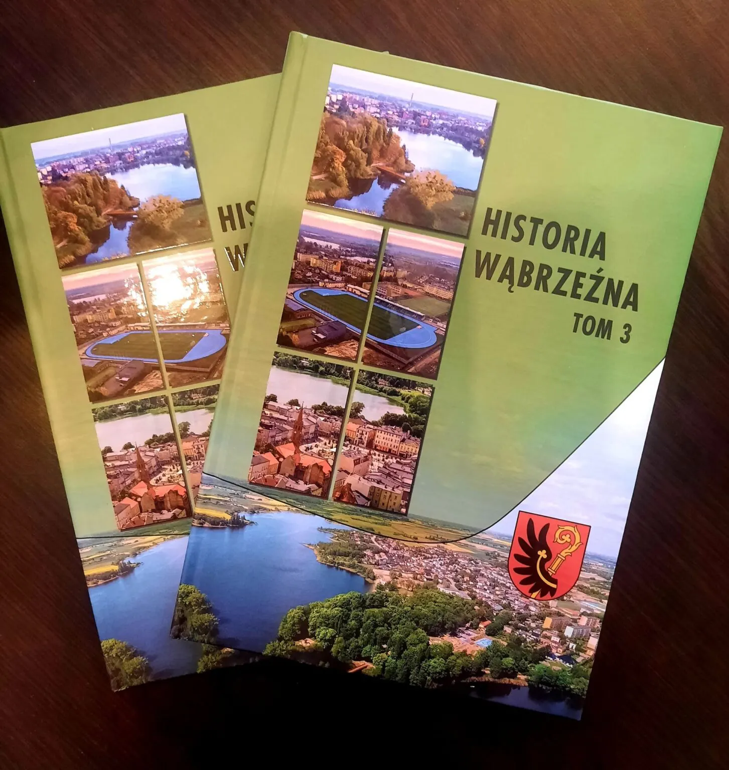 Publikacje i gadżety dostępne w MPI oraz sprzedaży wysyłkowej