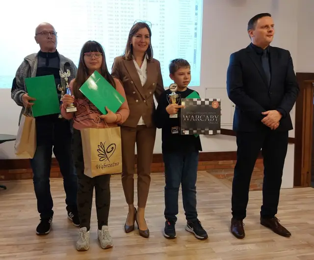 Turniej Szachów Szybkich FIDE rozegrany… — zdjęcie 1