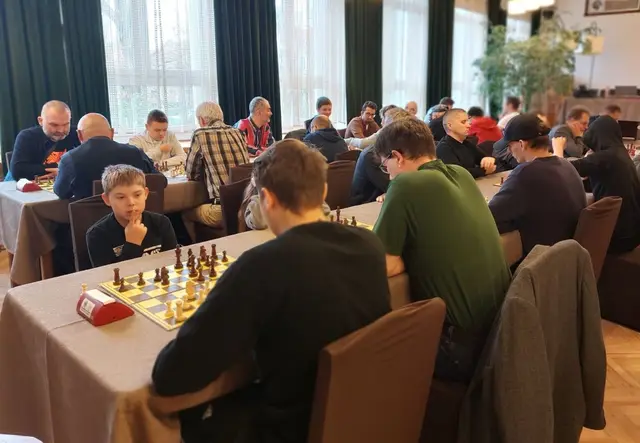 Turniej Szachów Szybkich FIDE rozegrany… — zdjęcie 12