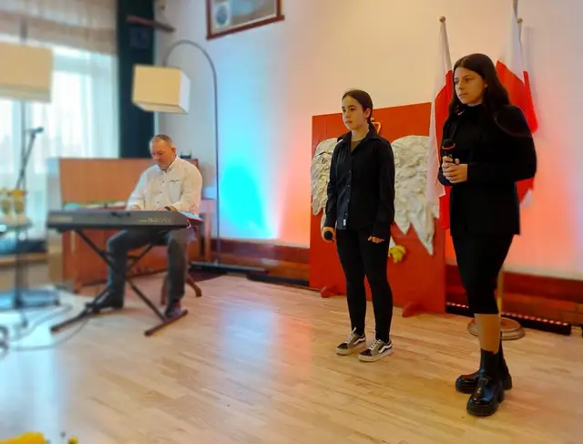 Piosenka patriotyczna w WDK — zdjęcie 15