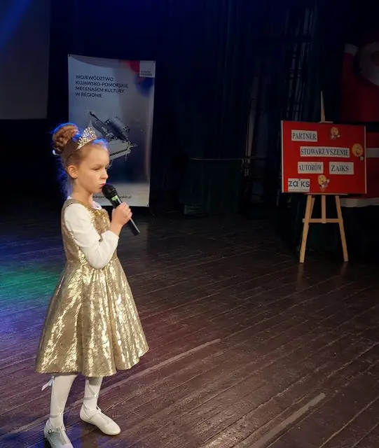 Rozśpiewane dzieciaki na scenie WDK — zdjęcie 4