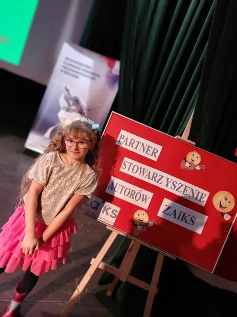 Rozśpiewane dzieciaki na scenie WDK — zdjęcie 5