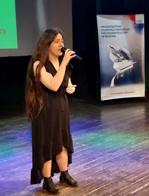 Rozśpiewane dzieciaki na scenie WDK — zdjęcie 7
