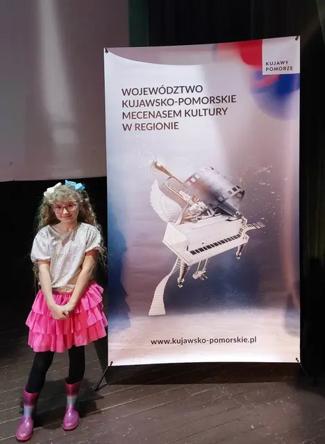 Rozśpiewane dzieciaki na scenie WDK — zdjęcie 11