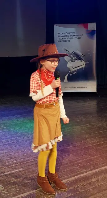 Rozśpiewane dzieciaki na scenie WDK — zdjęcie 19