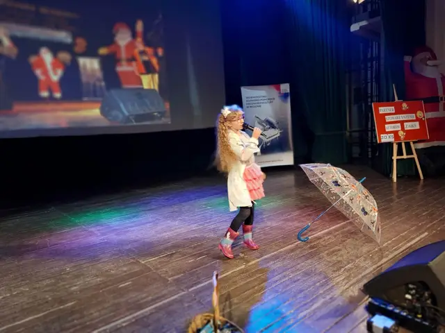 Rozśpiewane dzieciaki na scenie WDK — zdjęcie 35