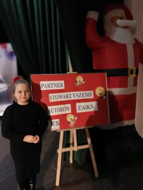 Rozśpiewane dzieciaki na scenie WDK — zdjęcie 44
