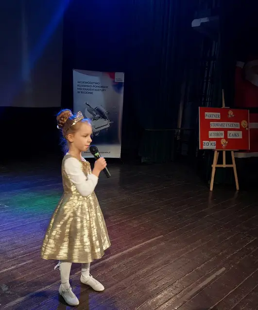 Rozśpiewane dzieciaki na scenie WDK — zdjęcie 65