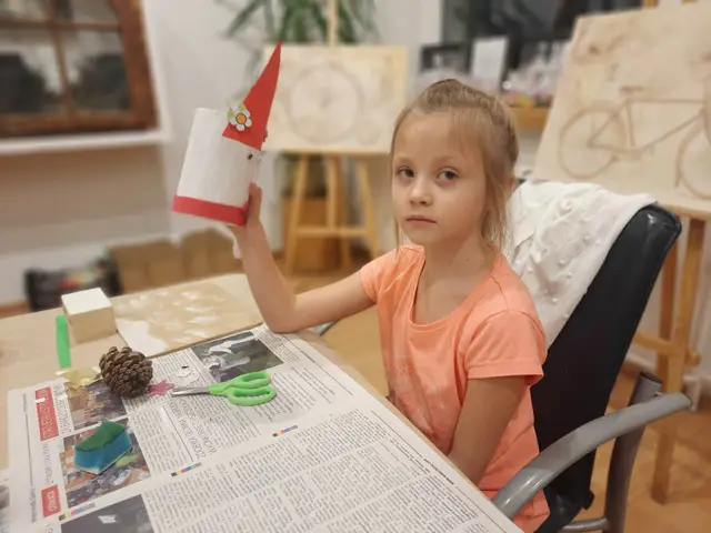 Świąteczne warsztaty plastyczne w WDK — zdjęcie 35