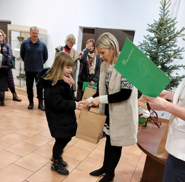 Wystawa „Świątecznych choinek” — zdjęcie 10