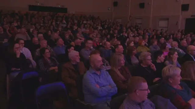 Spektakl teatralny w WDK — zdjęcie 6