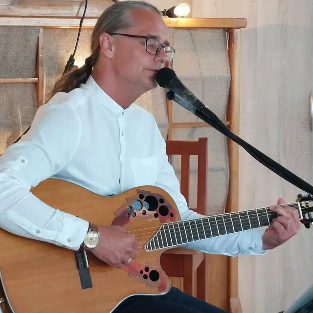 Koncert i wianki na wąbrzeskim Podzamczu — zdjęcie 14