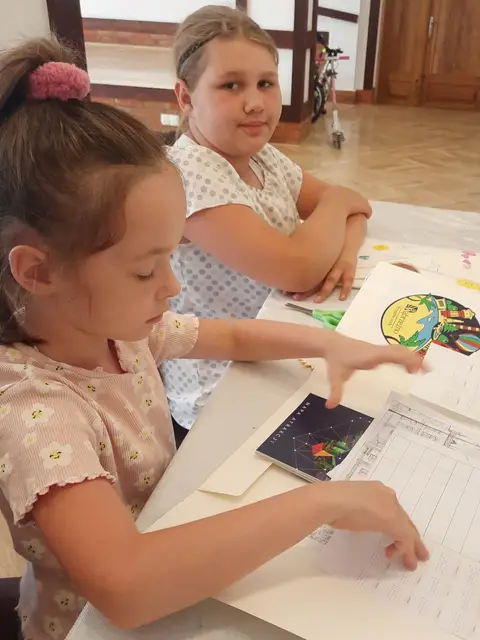 Ostanie zajęcia Akademii Kreatywnego Malucha — zdjęcie 38