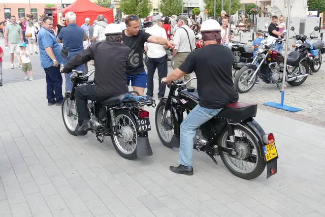 Miejska Wystawa Zabytkowych Motocykli za nami — zdjęcie 5