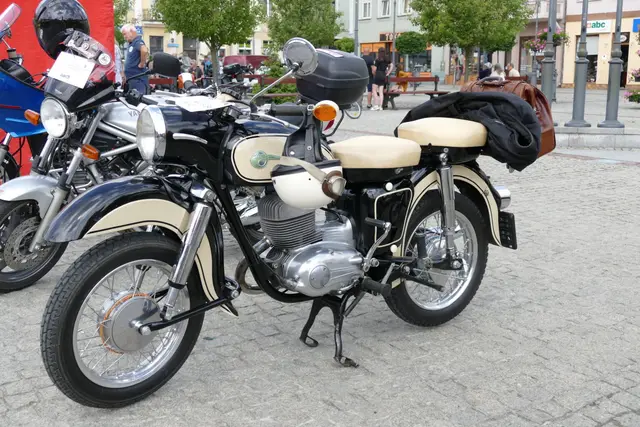 Miejska Wystawa Zabytkowych Motocykli za nami — zdjęcie 6
