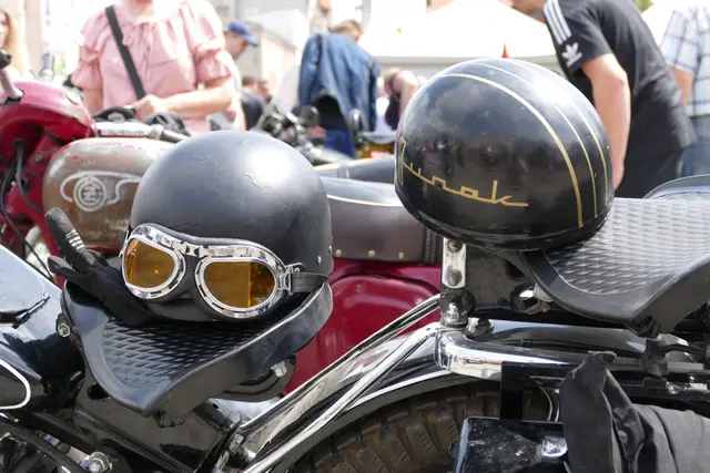 Miejska Wystawa Zabytkowych Motocykli za nami — zdjęcie 17
