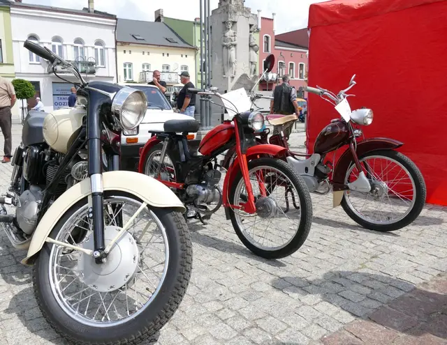 Miejska Wystawa Zabytkowych Motocykli za nami — zdjęcie 20