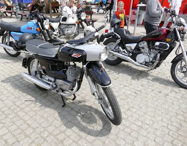 Miejska Wystawa Zabytkowych Motocykli za nami — zdjęcie 21