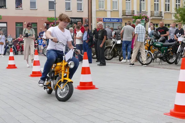 Miejska Wystawa Zabytkowych Motocykli za nami — zdjęcie 29