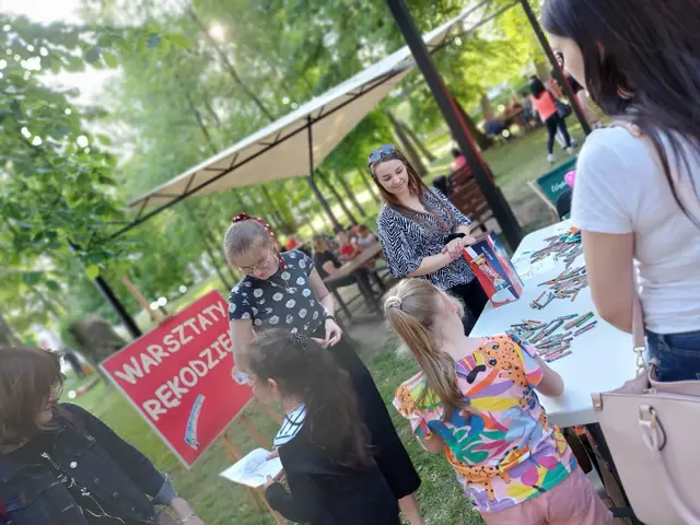 DZIEŃ DZIECKA „ALE W KOŁO JEST WESOŁO” — zdjęcie 20