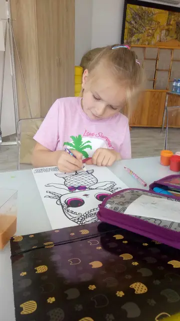 Dzieci na plenerze malarskim — zdjęcie 14