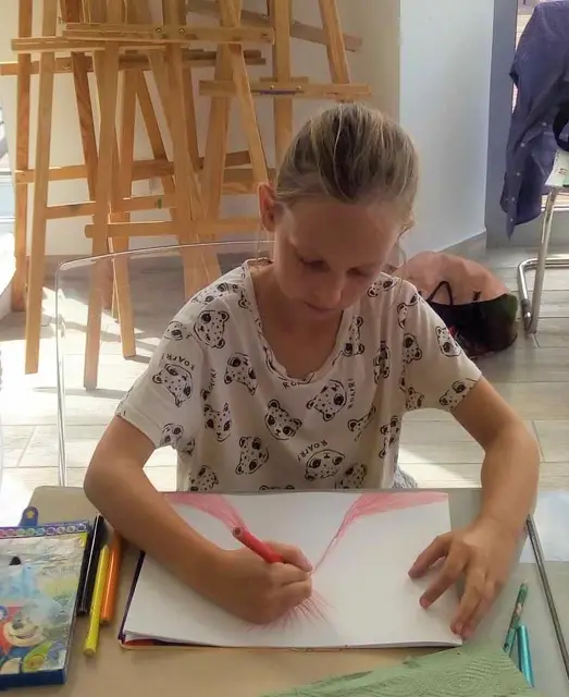 Dzieci na plenerze malarskim — zdjęcie 25