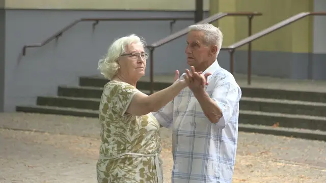ZAJĘCIA Z ANIMATOREM WĄBRZESKIE FAJFY „PIECHOTĄ DO LATA” — zdjęcie 3