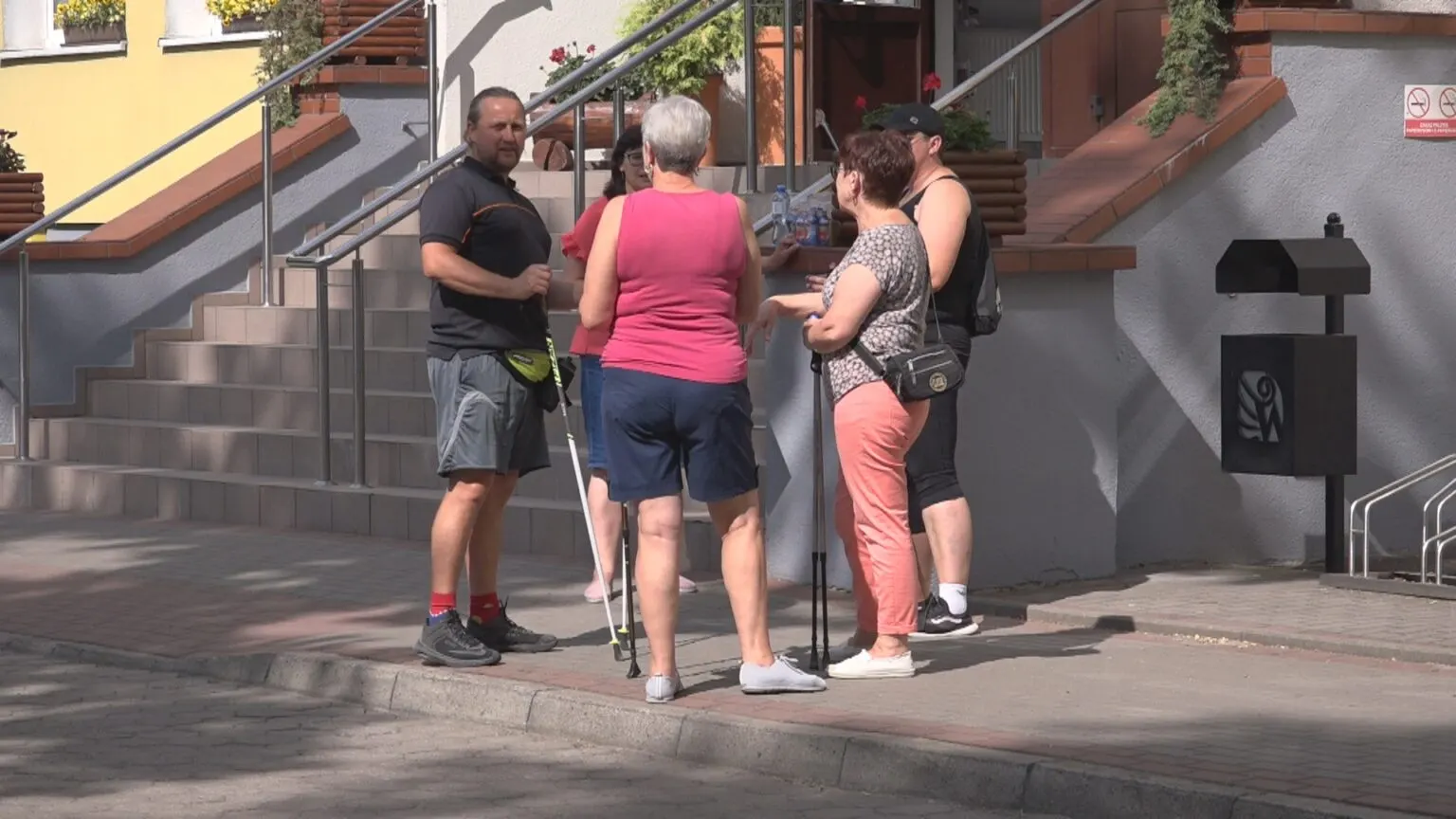 ZAJĘCIA REKREACYJNE – NORDIC WALKING