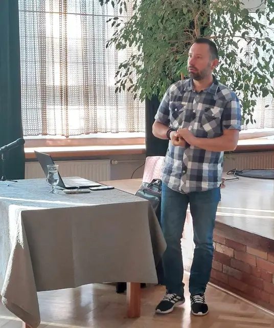 Wystawa „Nowy poczet władców Polski. Świerzy kontra Matejko” w WDK — zdjęcie 1
