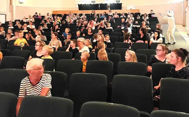 Spektakl teatralny dla dzieci — zdjęcie 1