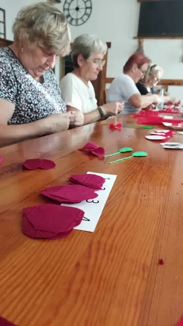 ZAJĘCIA Z ANIMATOREM – KWIATY – KREPINA WŁOSKA — zdjęcie 6