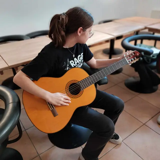 Gitara — zdjęcie 5