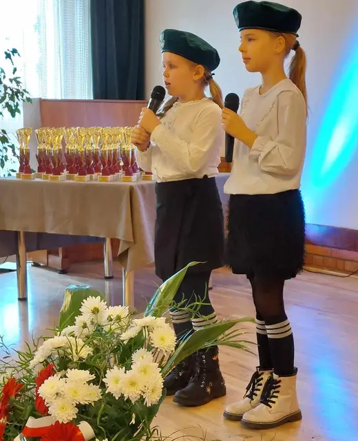 Piosenki patriotyczne w domu kultury — zdjęcie 20