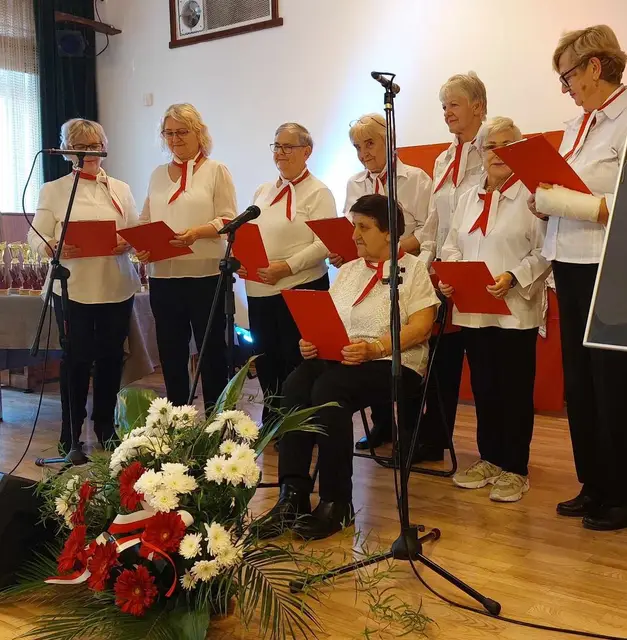 Piosenki patriotyczne w domu kultury — zdjęcie 26