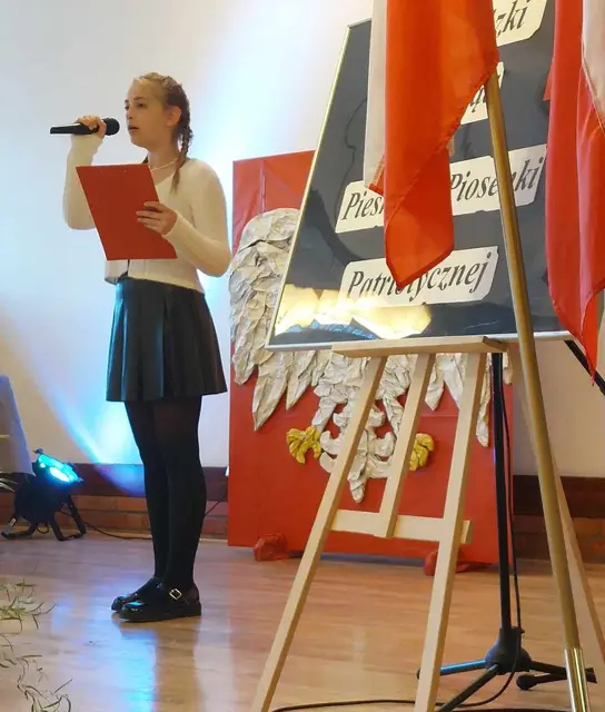 Piosenki patriotyczne w domu kultury — zdjęcie 27