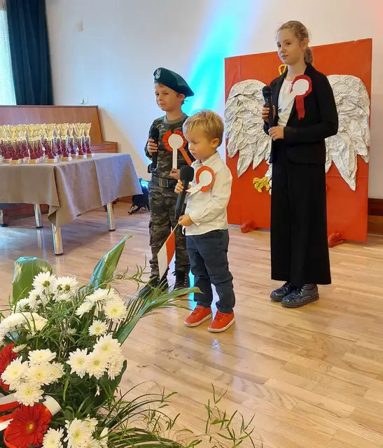 Piosenki patriotyczne w domu kultury — zdjęcie 35