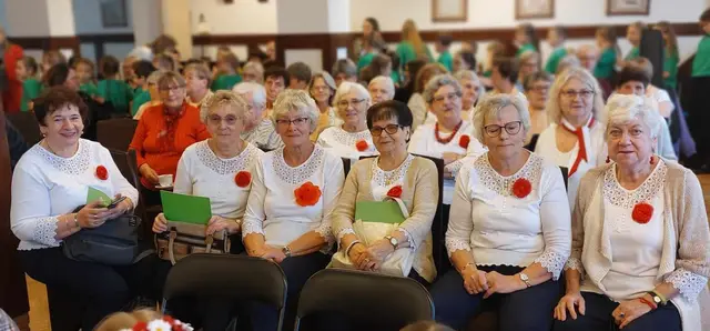 Piosenki patriotyczne w domu kultury — zdjęcie 40