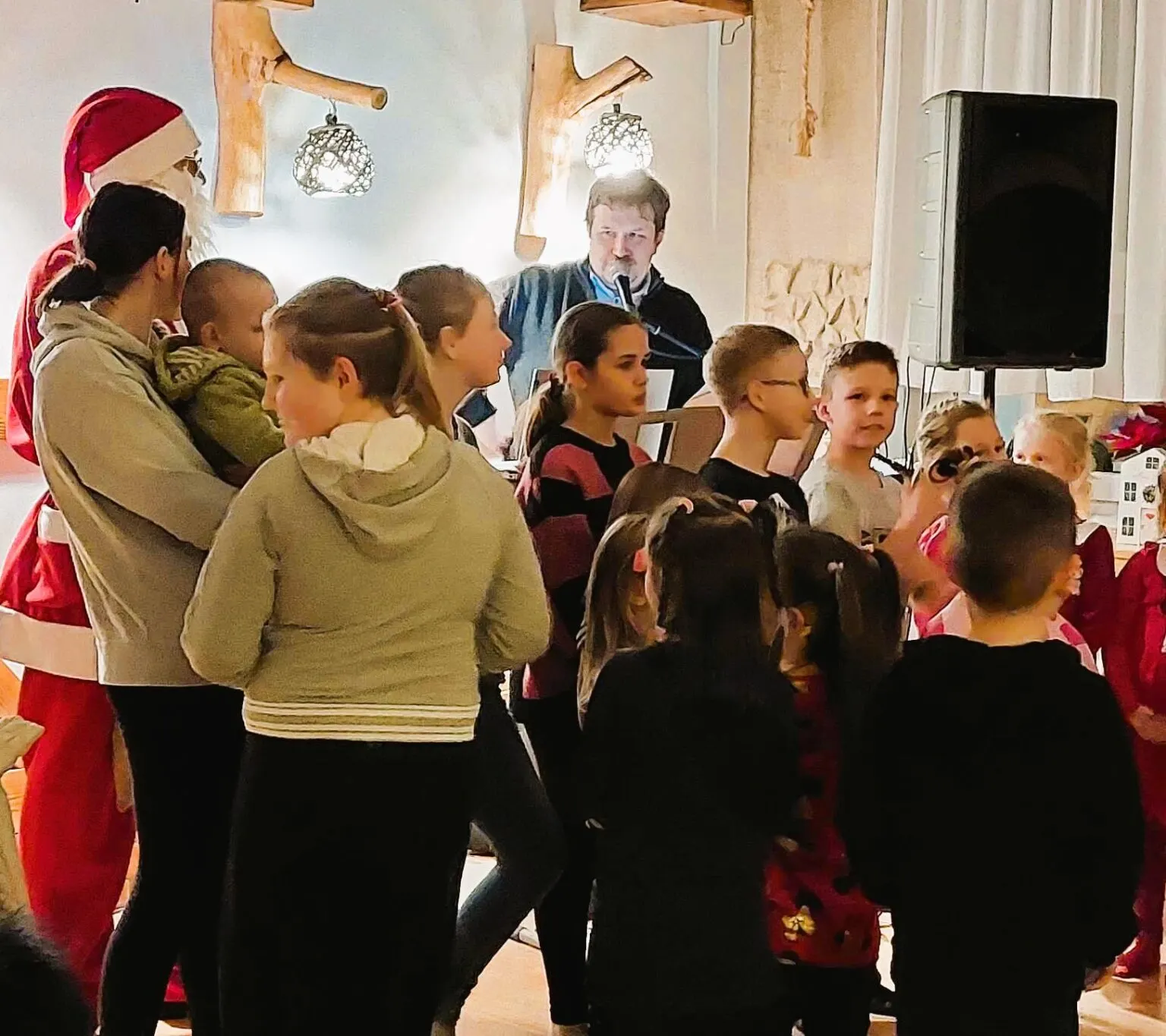 Mikołajkowe muzykowanie w WDK