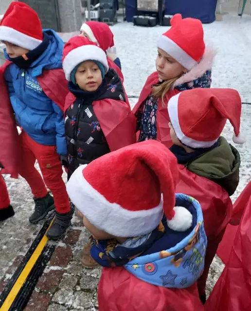 Jarmark Świąteczny na wąbrzeskim rynku — zdjęcie 4