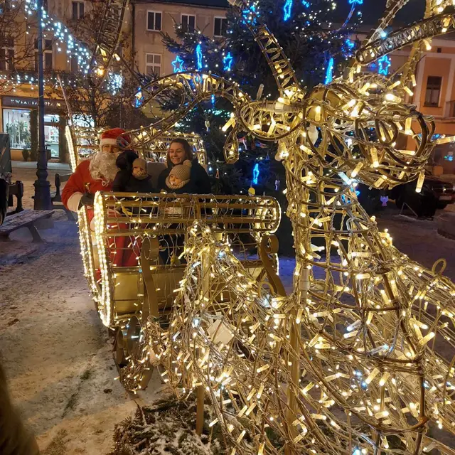 Jarmark Świąteczny na wąbrzeskim rynku — zdjęcie 25