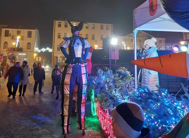 Jarmark Świąteczny na wąbrzeskim rynku — zdjęcie 32