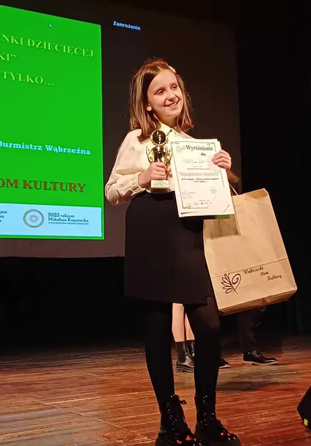 Rozśpiewane dzieciaki na scenie WDK — zdjęcie 20