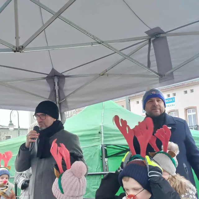 Jarmark Świąteczny na wąbrzeskim rynku — zdjęcie 45