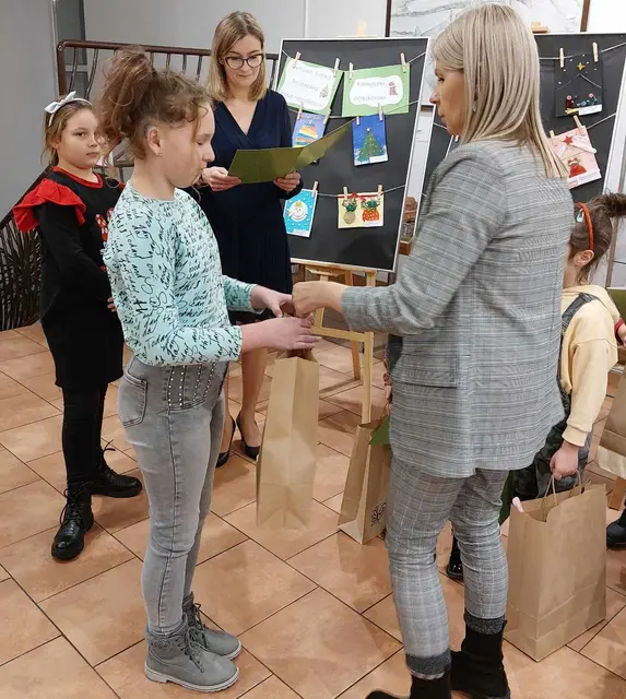 Wystawa ,,Kartka świąteczna” — zdjęcie 7
