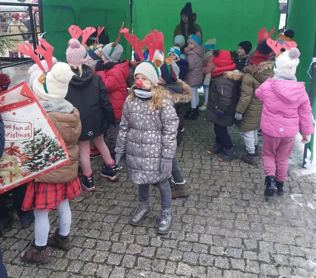 Jarmark Świąteczny na wąbrzeskim rynku — zdjęcie 55