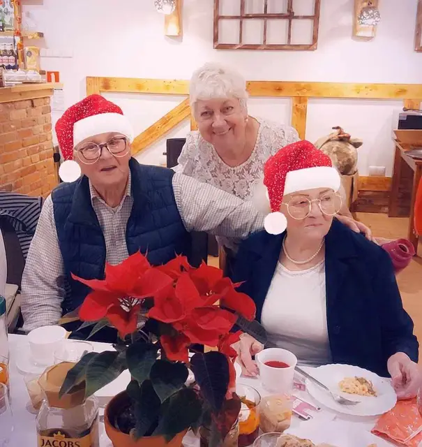 Spotkanie świąteczne w Klubie Seniora — zdjęcie 4