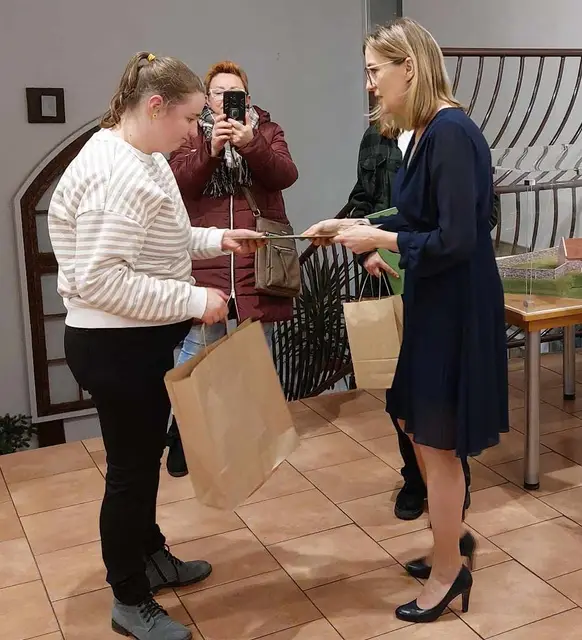 Wystawa ,,Kartka świąteczna” — zdjęcie 8